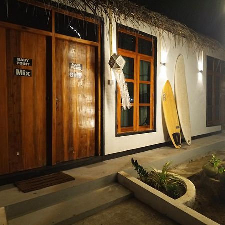 Surfing Lion Hostel Arugam Bay Exterior foto
