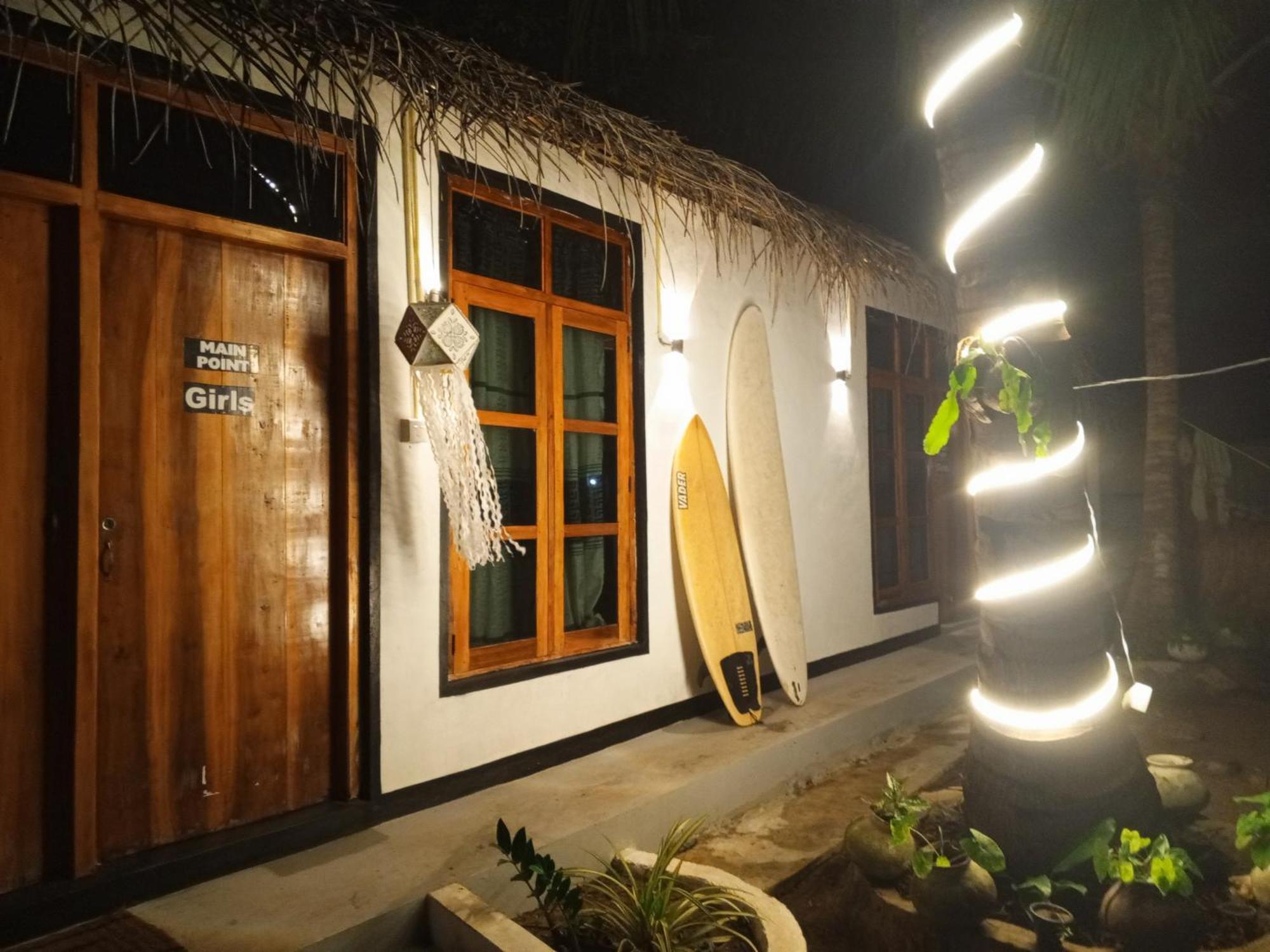Surfing Lion Hostel Arugam Bay Exterior foto