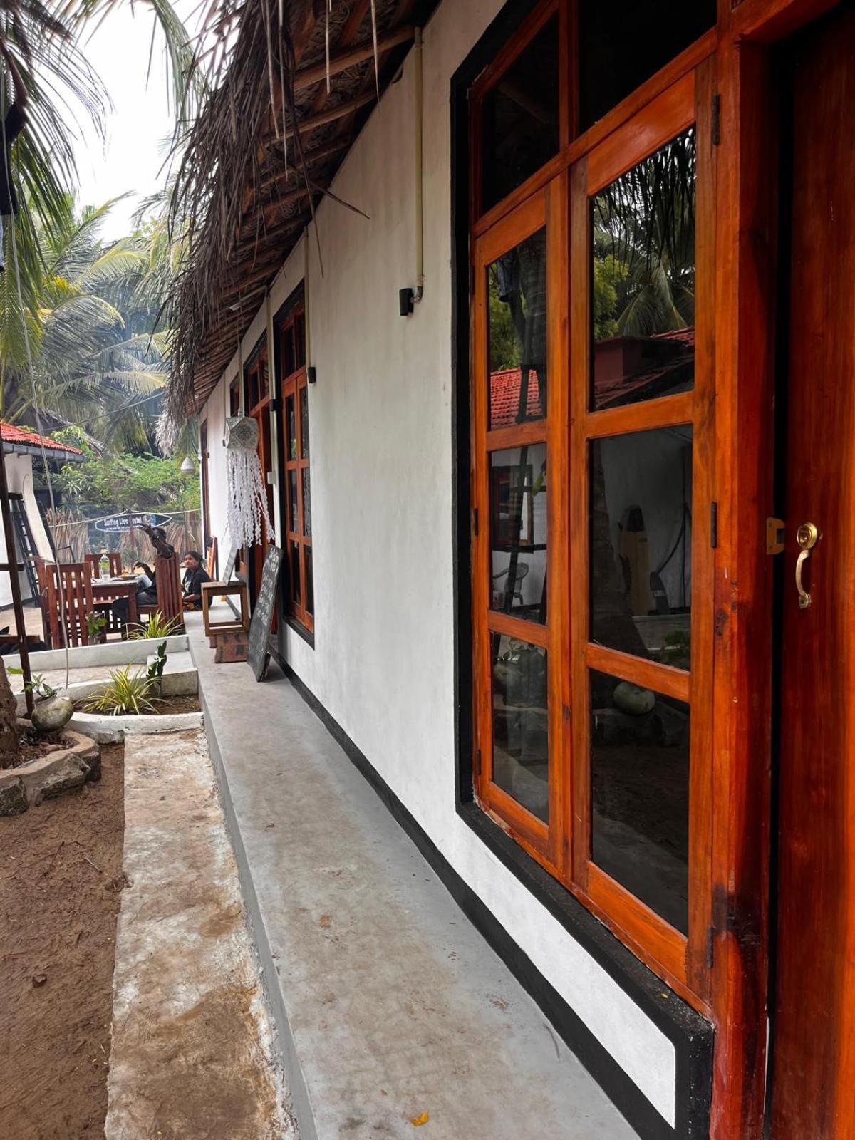 Surfing Lion Hostel Arugam Bay Exterior foto